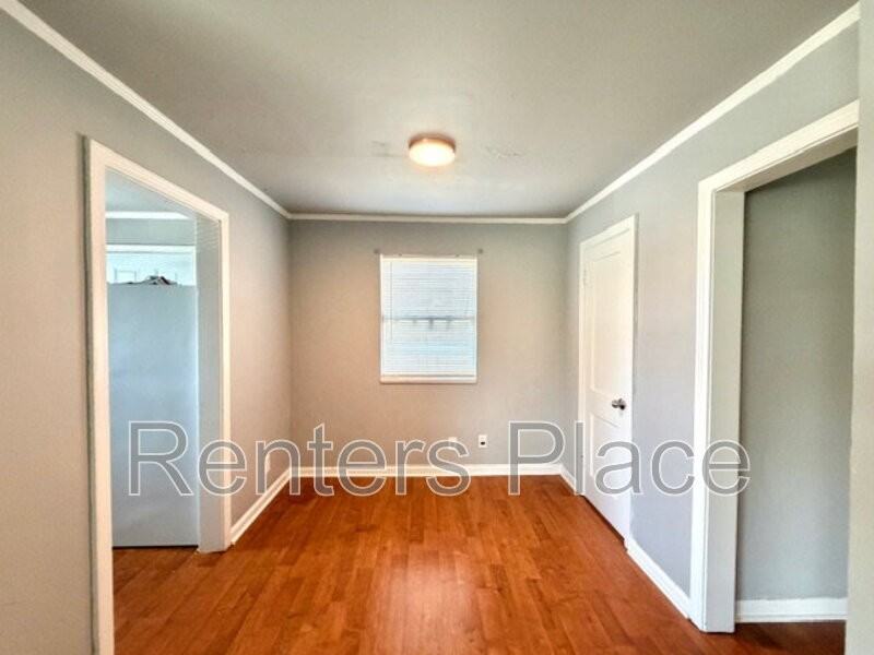 2915 E Easton St #A - Photo 6 of 12