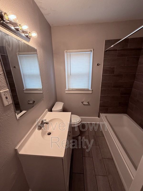 3175 Jackson Ave - Photo 5 of 9