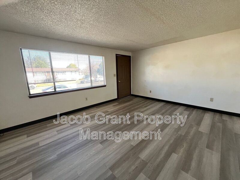 2282 Stace St #2 - Photo 2 of 8