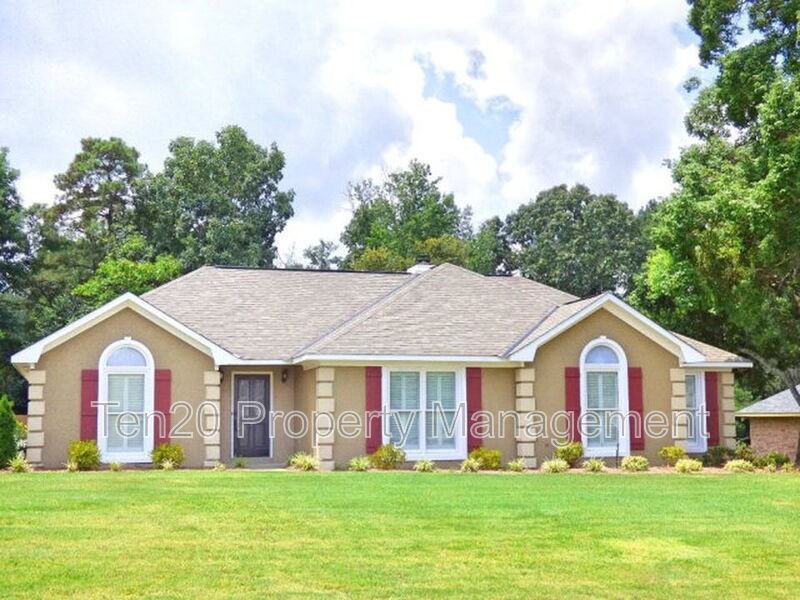 2723 Summerfield Pl - Photo 2 of 16