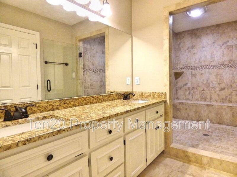 2723 Summerfield Pl - Photo 7 of 16