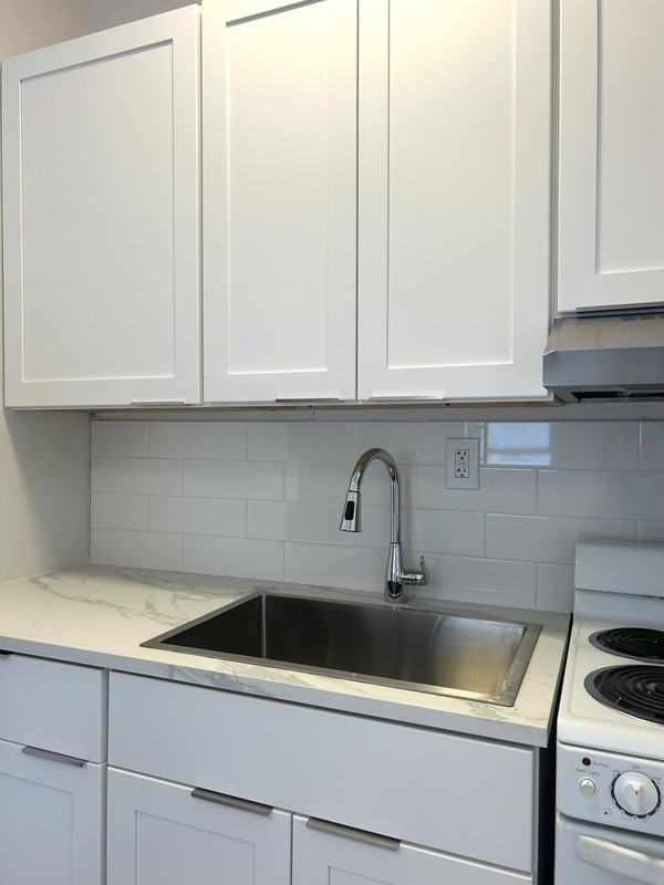 485 Nw 25th Ct #1B - Photo 2 of 20