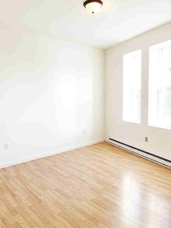 43 Pike St #2 - Photo 7 of 7