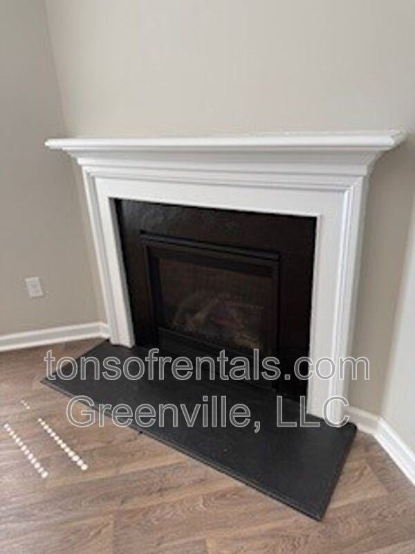 304 Millen Dr - Photo 5 of 19