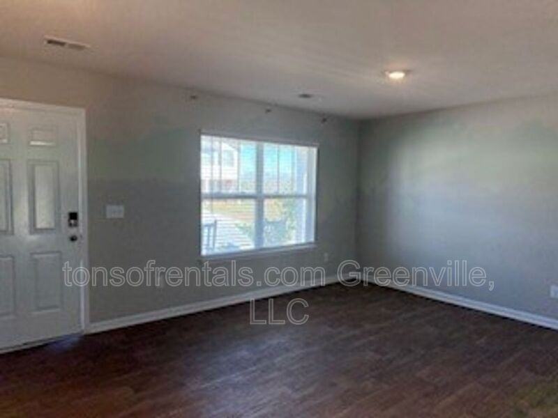 304 Millen Dr - Photo 6 of 19