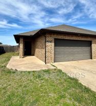 1824 Post Oak Rd - Photo 1 of 1