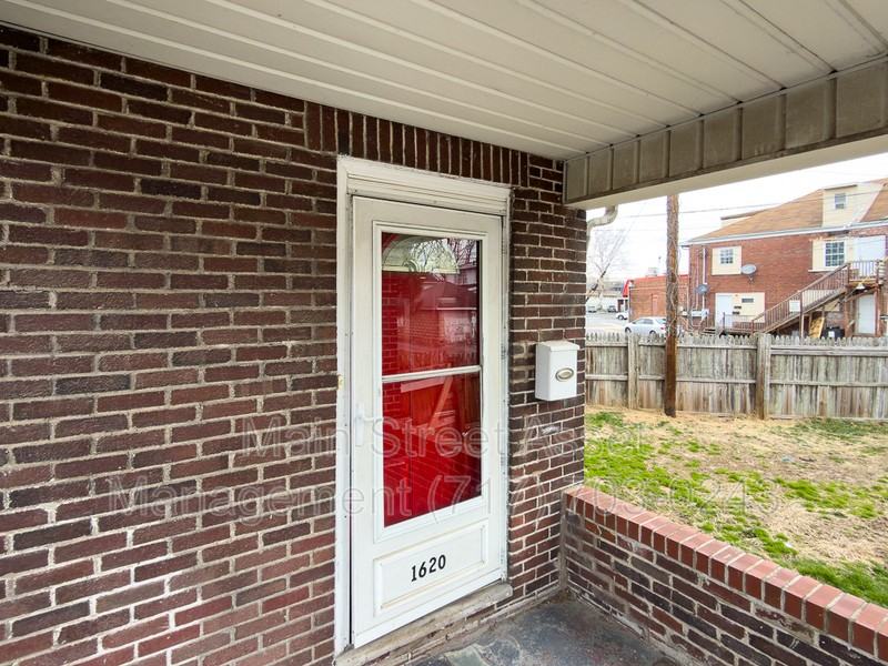 1620 Randolph St - Photo 3 of 42