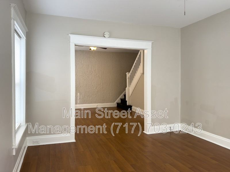 1620 Randolph St - Photo 4 of 42