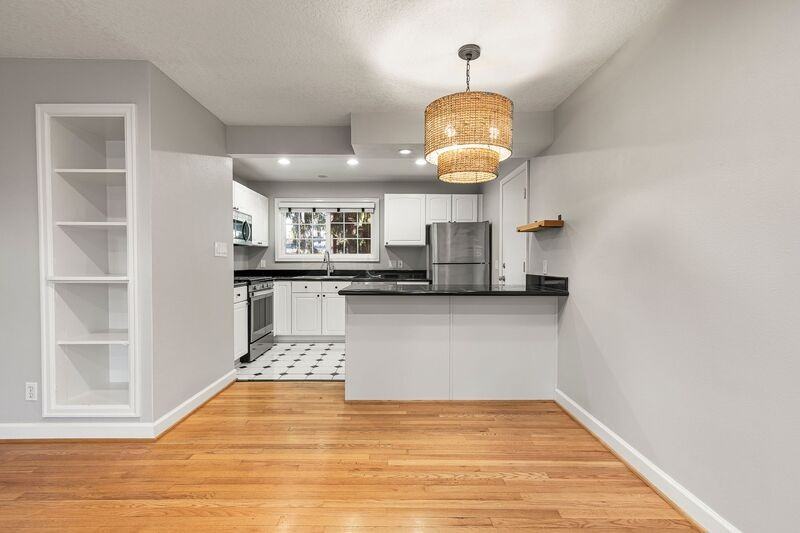 4317 Se Lexington St - Photo 6 of 20