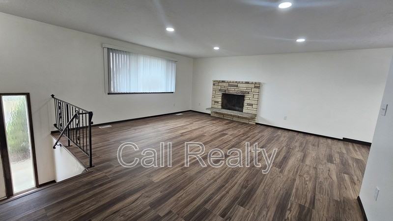 3718 E 22nd Ave - Photo 5 of 29