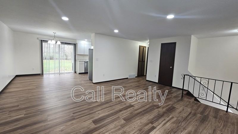 3718 E 22nd Ave - Photo 7 of 29