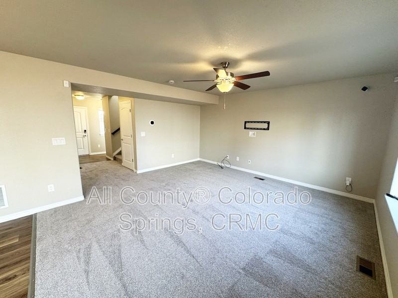 5322 Kingscote Dr - Photo 5 of 21