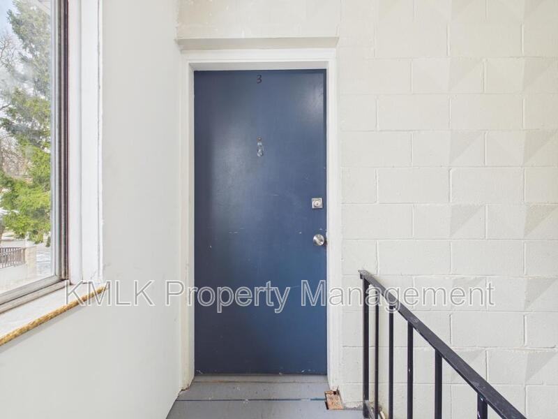 22 W York St - Photo 6 of 24