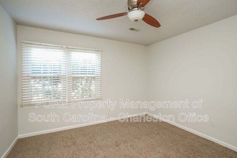 7648 Hillview Ln - Photo 5 of 21