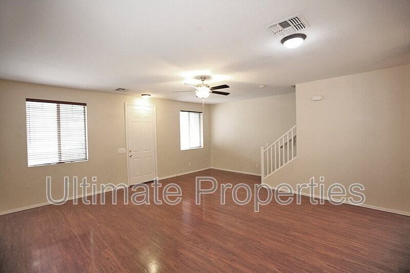 10012 W Kingman St - Photo 3 of 16