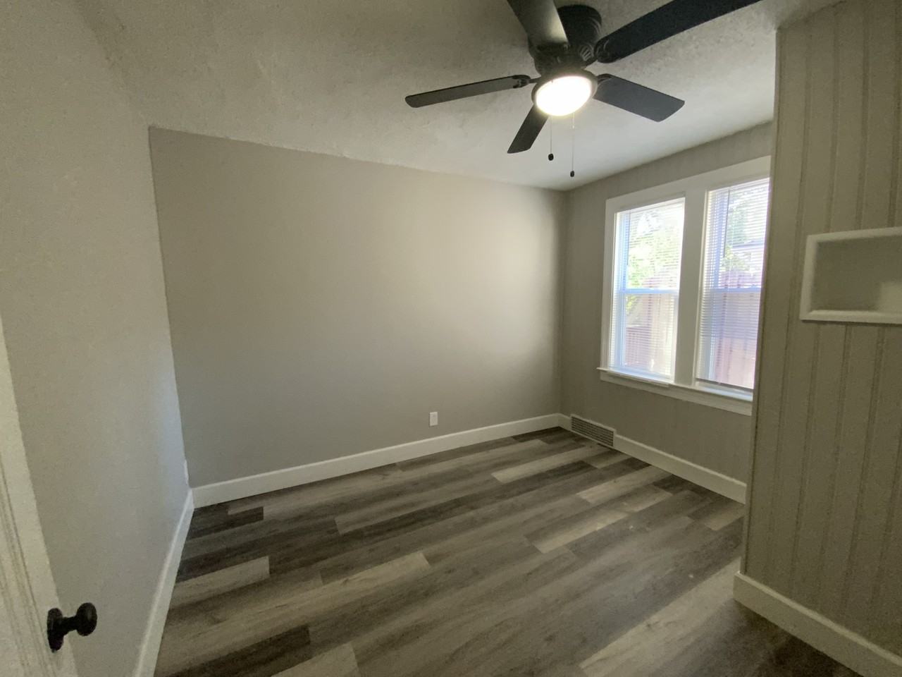 9835 Jeffrey Dr - Photo 5 of 9