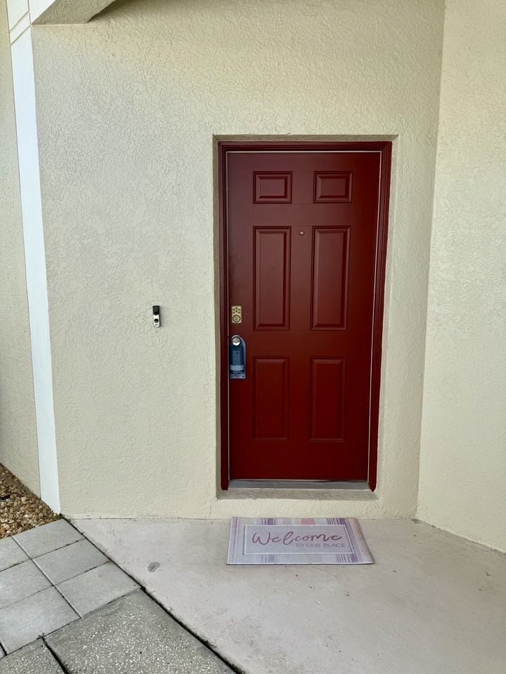 31819 Blythewood Way - Photo 3 of 40