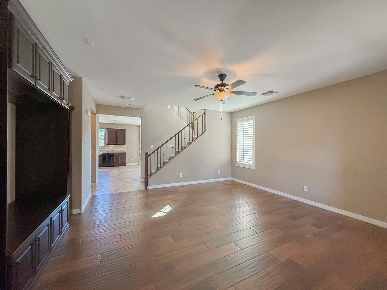 7707 S 23rd Ln - Photo 4 of 39