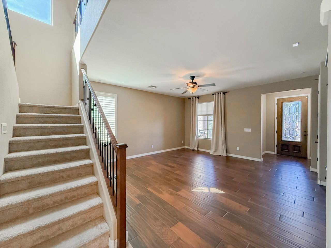 7707 S 23rd Ln - Photo 7 of 39