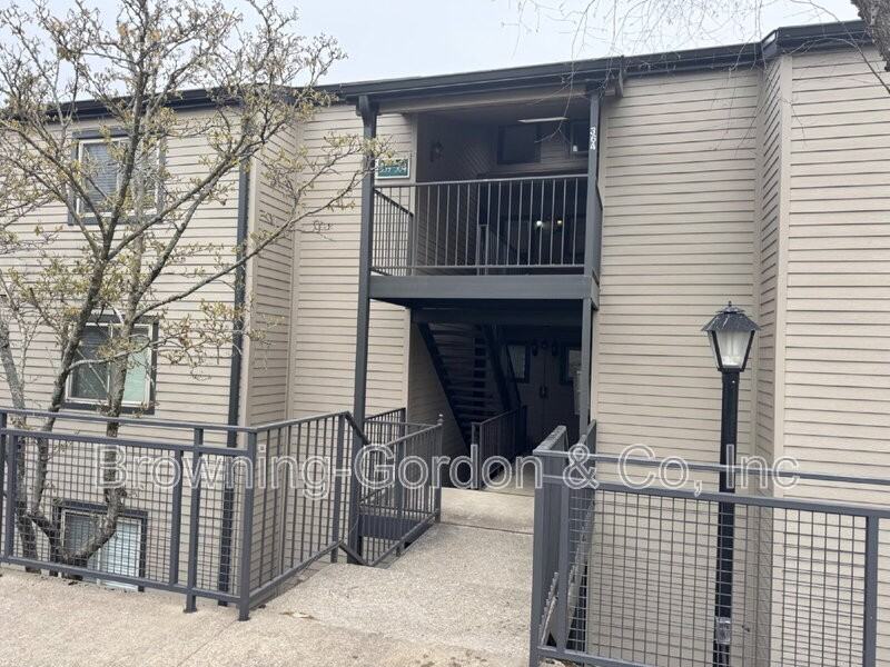 363 Summit Ridge Cir - Photo 2 of 14