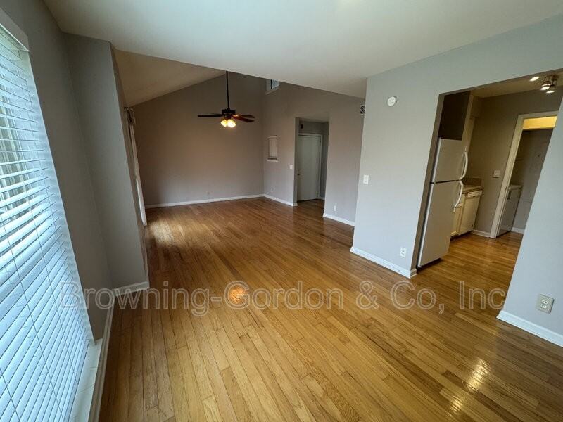 363 Summit Ridge Cir - Photo 5 of 14