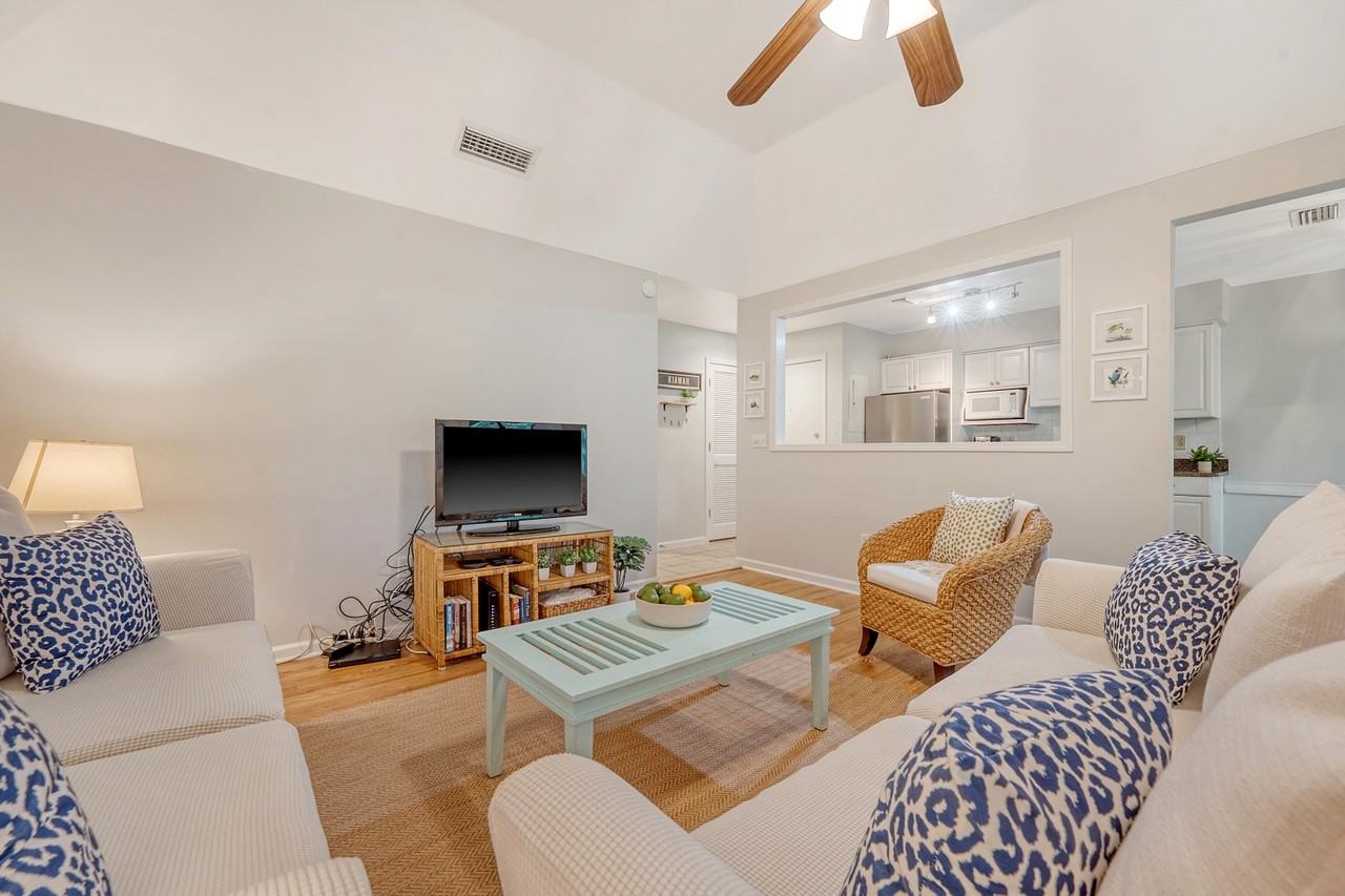 4770 Tennis Club Villas - Photo 3 of 15