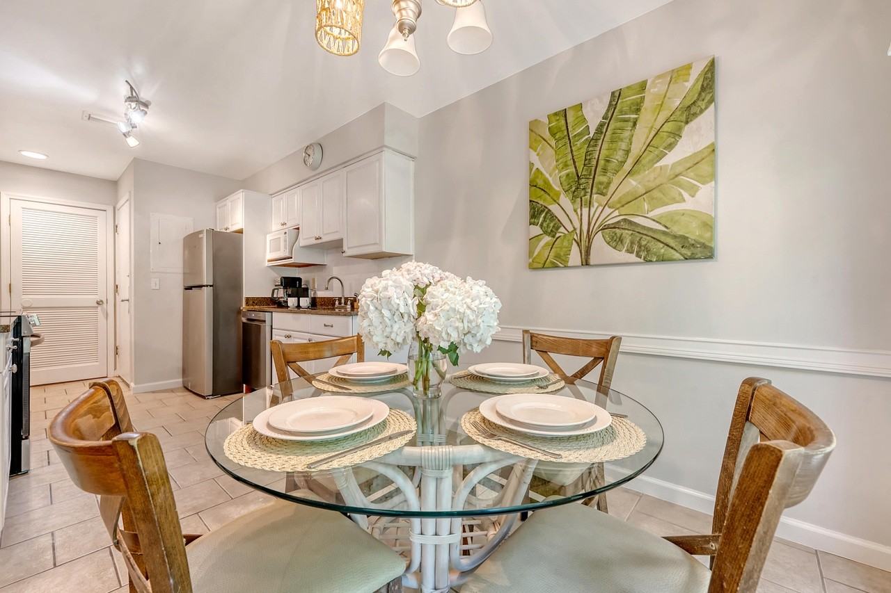 4770 Tennis Club Villas - Photo 7 of 15