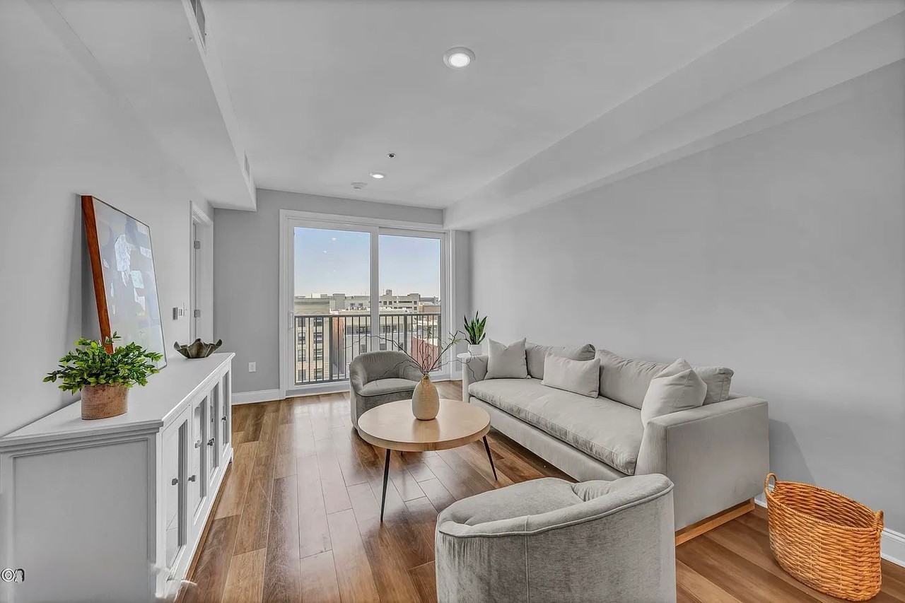 14 Grace St #810 - Photo 7 of 17