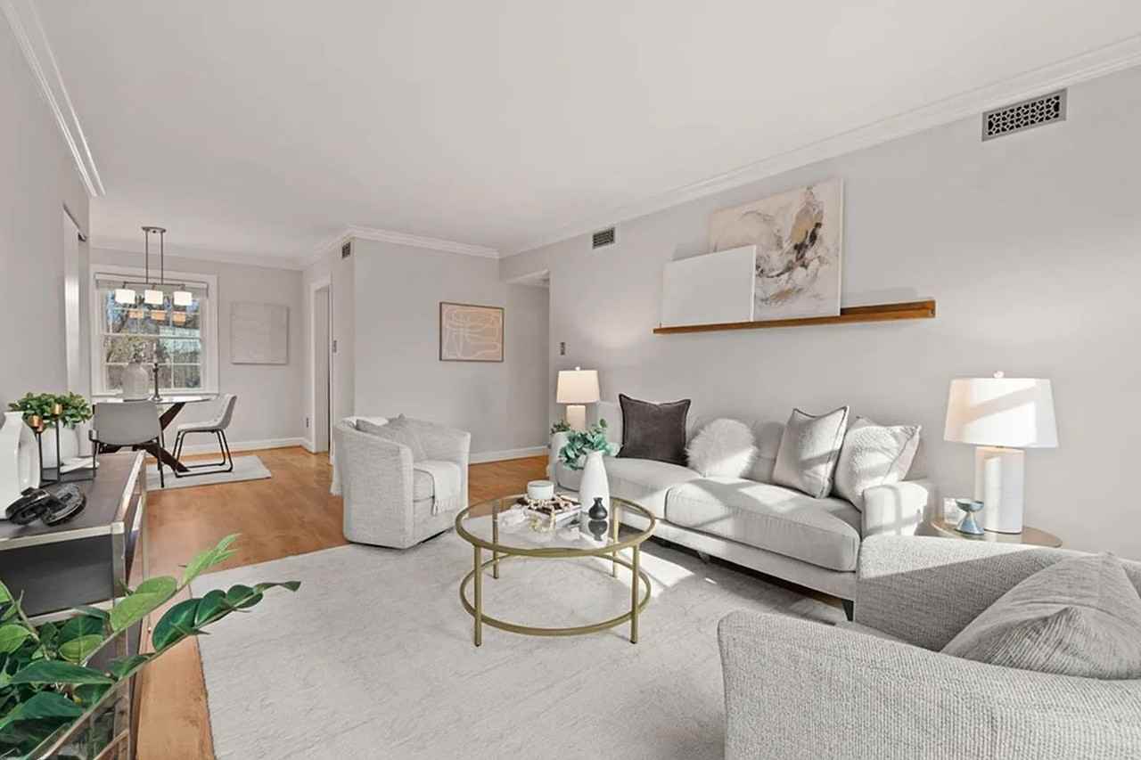 2509 Arlington Blvd #22 - Photo 2 of 14