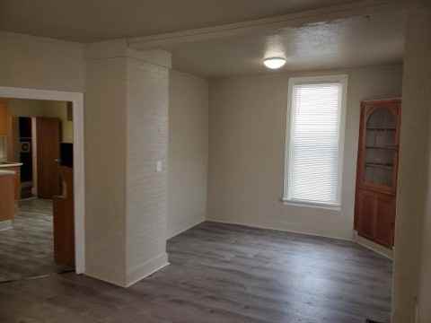 112 14Th St N - Photo 5 of 11