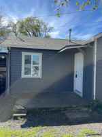 featured image of 2435 Lakeshore Blvd