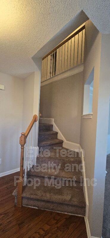 14109 Southbridge Forest Dr - Photo 4 of 37