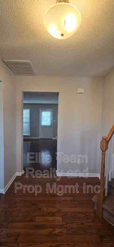 14109 Southbridge Forest Dr - Photo 6 of 37