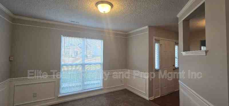 14109 Southbridge Forest Dr - Photo 7 of 37