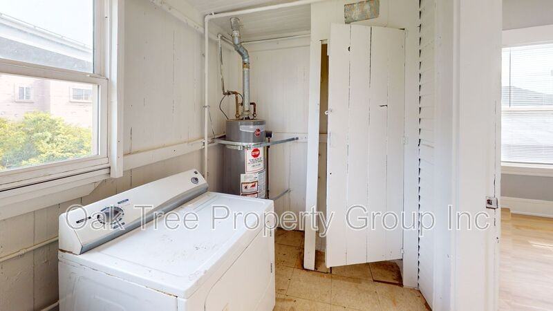 3252 Martin Luther King Jr Way - Photo 6 of 18