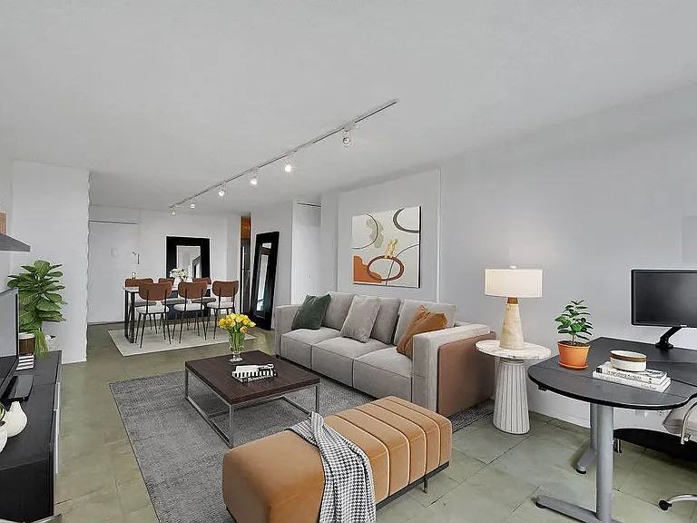 11818 Union Tpke - Photo 3 of 7