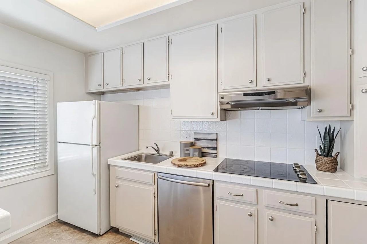 177 N El Camino Real - Photo 6 of 15