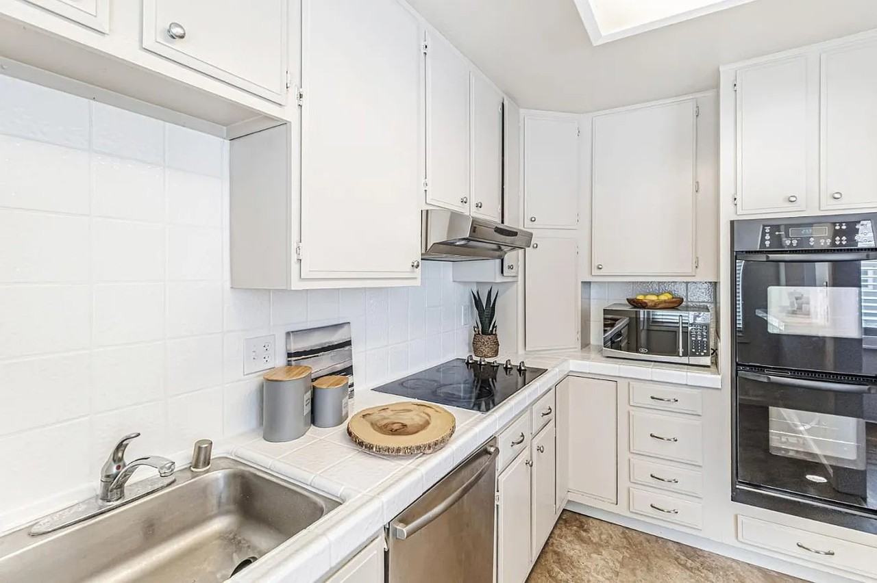 177 N El Camino Real - Photo 7 of 15