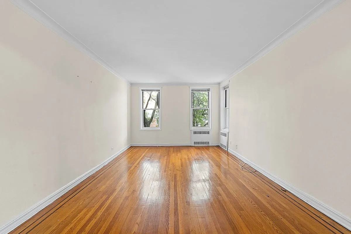 4410 Ketcham St - Photo 7 of 10