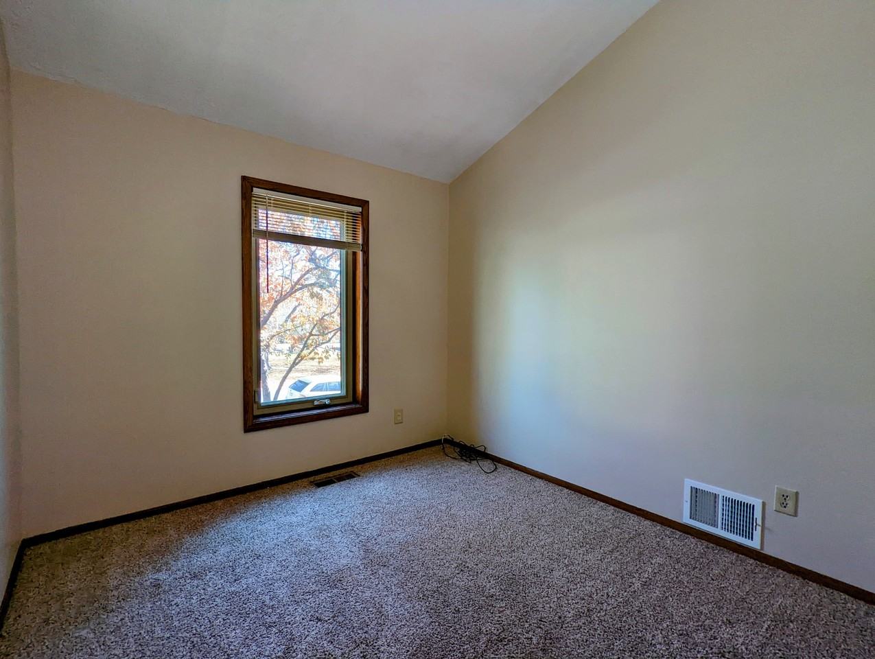 9203 Ranchview Ln N - Photo 6 of 15