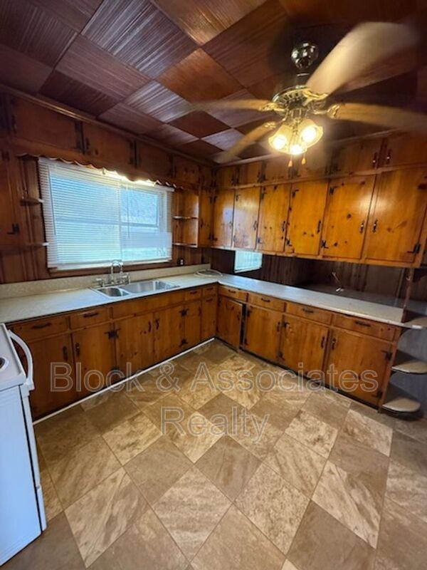 4204 Nc Highways - Photo 3 of 7