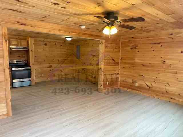 282 County Road - Photo 2 of 17