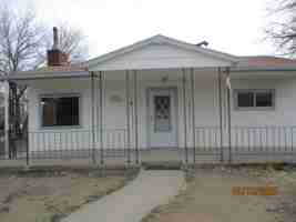 featured image of 912 Grand Ave