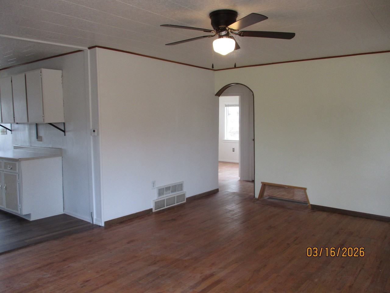 912 Grand Ave - Photo 3 of 14