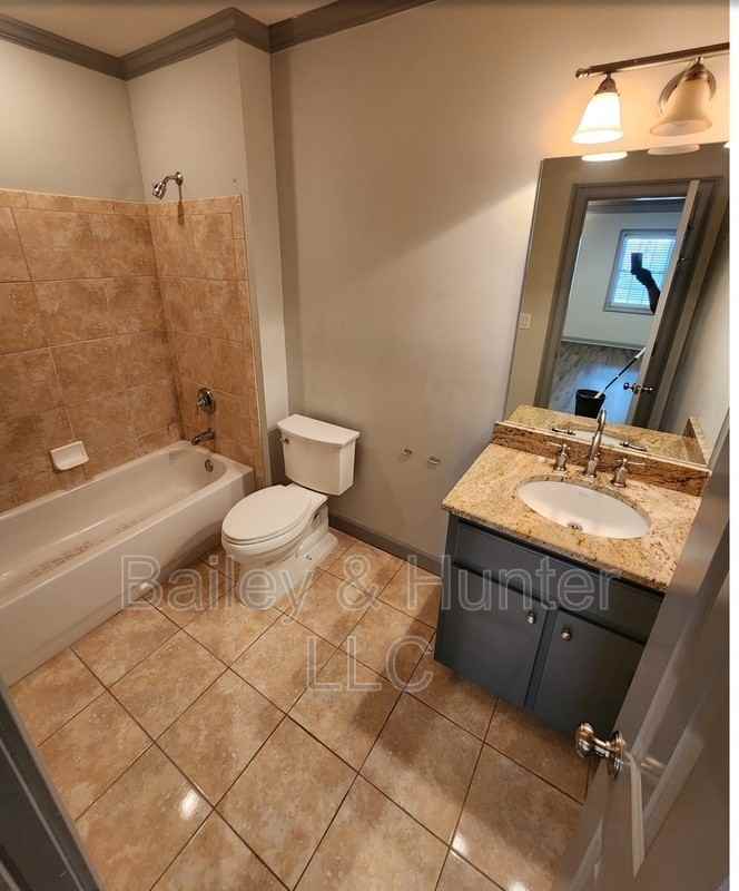 3365 Regent Pl Sw - Photo 6 of 10