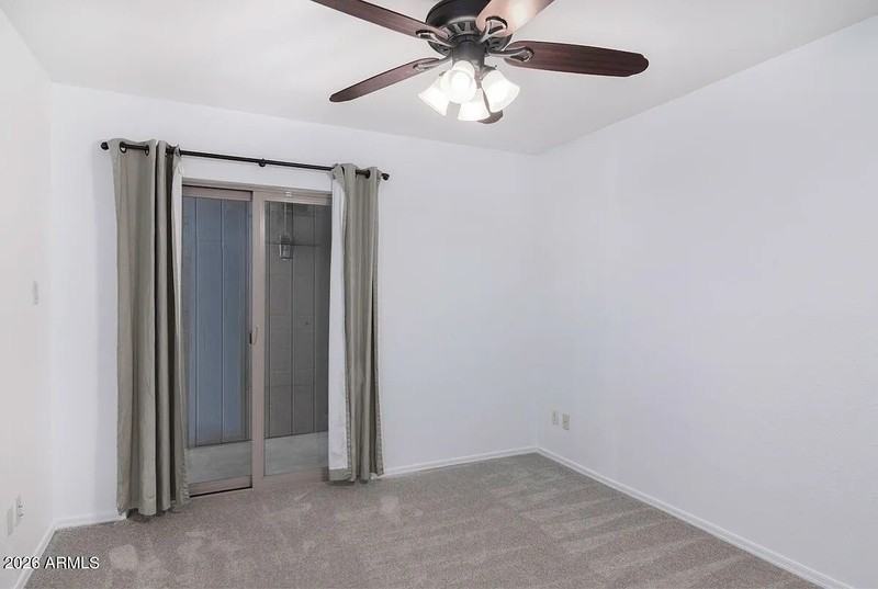 1059 E Broadmor Dr - Photo 6 of 17