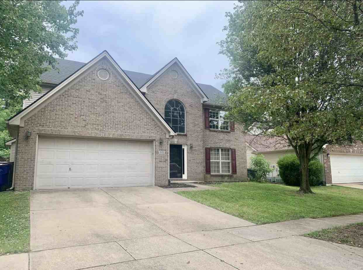 520 Green Valley Dr #1 - Photo 3 of 17