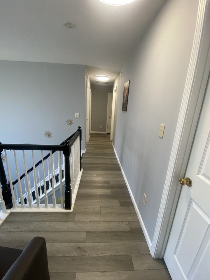 520 Green Valley Dr #1 - Photo 7 of 17