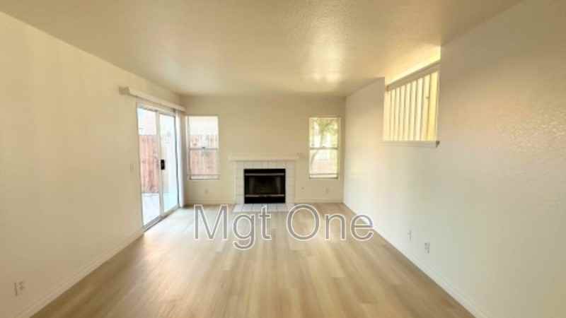 3720 Mirage Dr - Photo 6 of 28