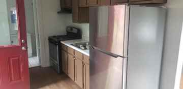 featured image of 116 E Main St